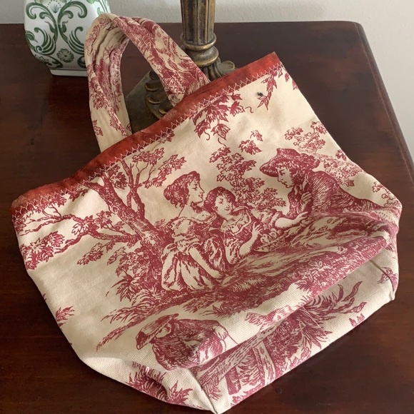 Red Toile Fabric small bucket bag - Picture 7 of 12
